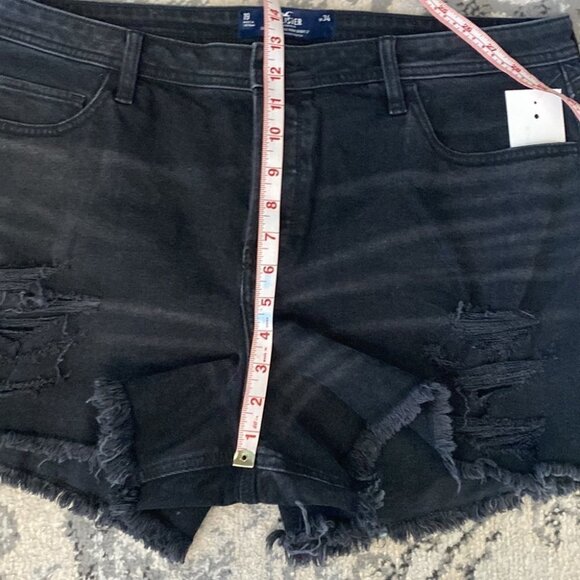 Hollister High Rise Ripped Mom Shorts Size 34 - Picture 5 of 7